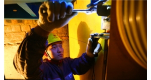 湖南電梯維修安裝時要注意鋼絲繩的知識